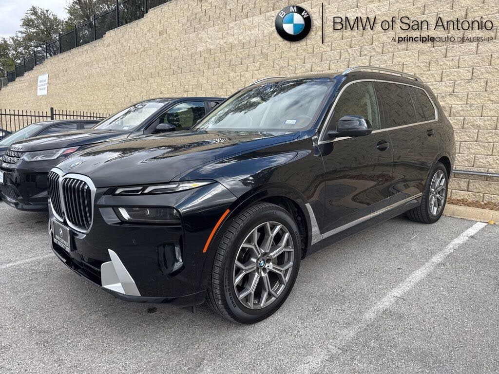 2023 BMW X7 xDrive40i AWD