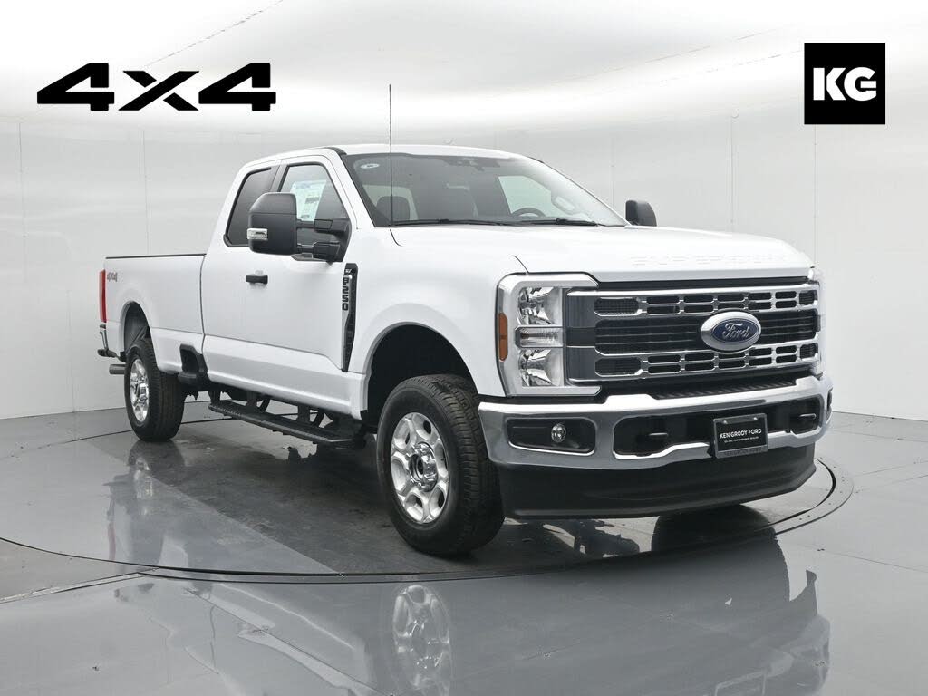 2026 Ford F-250 Super Duty XLT SuperCab 4WD