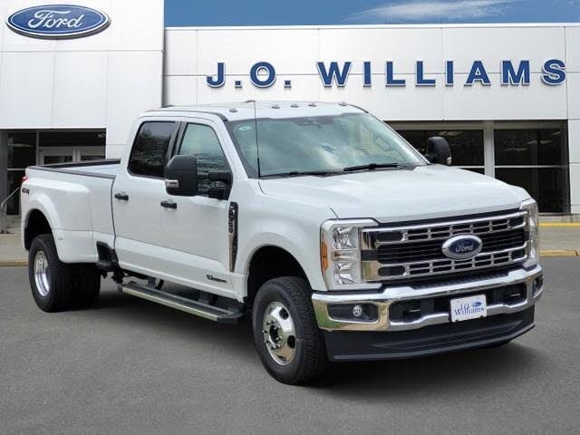 2026 Ford F-350 Super Duty XLT Crew Cab LB DRW 4WD
