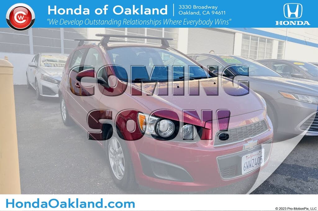 2012 Chevrolet Sonic 1LS Hatchback FWD