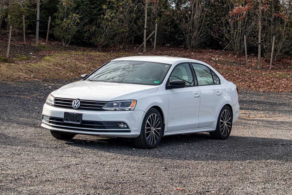 2016 Volkswagen Jetta 1.8T Sport FWD