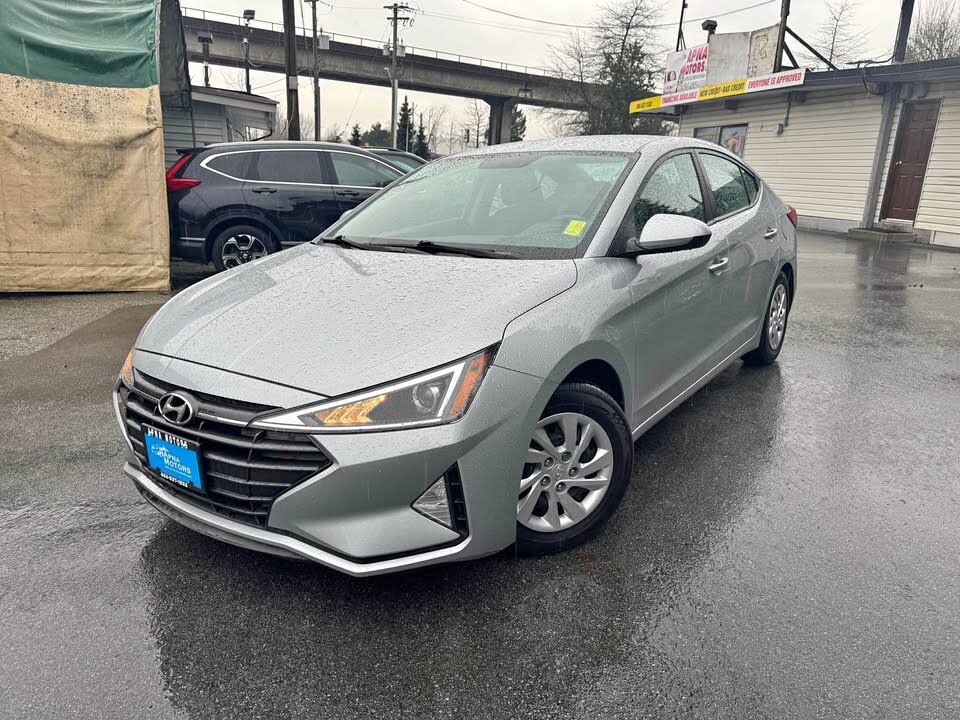 2020 Hyundai Elantra Essential FWD