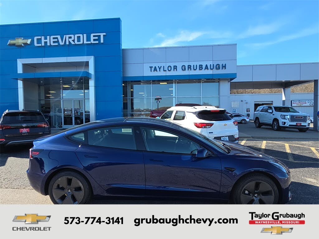 2023 Tesla Model 3 RWD