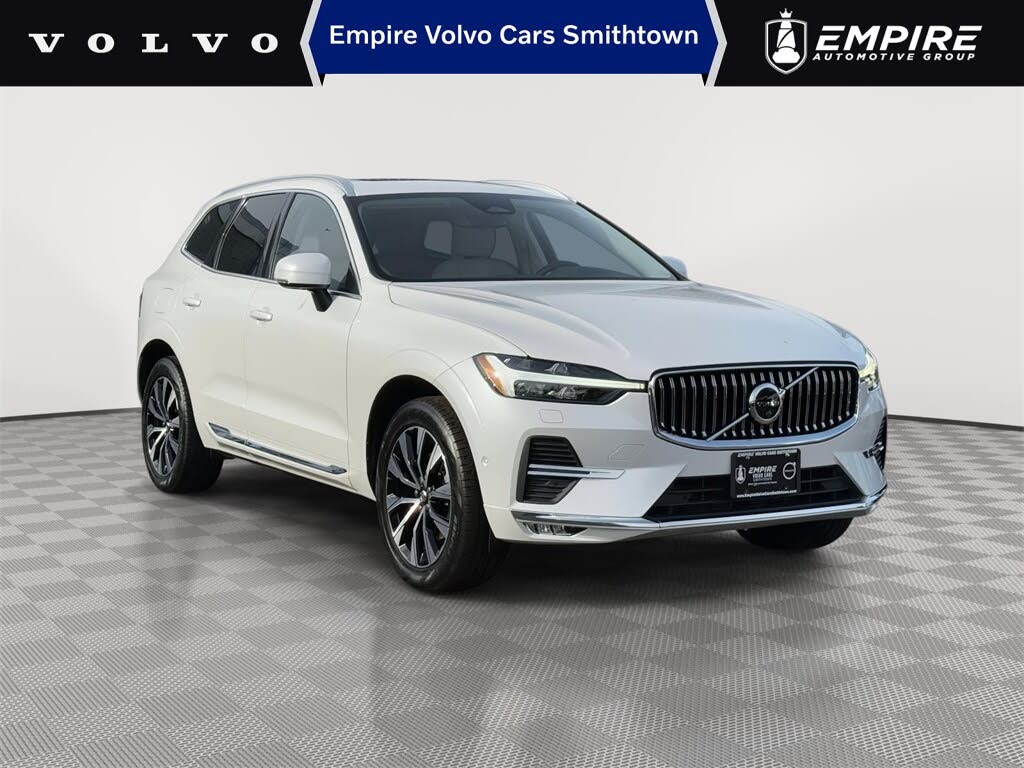 2023 Volvo XC60 B5 Plus Bright Theme AWD