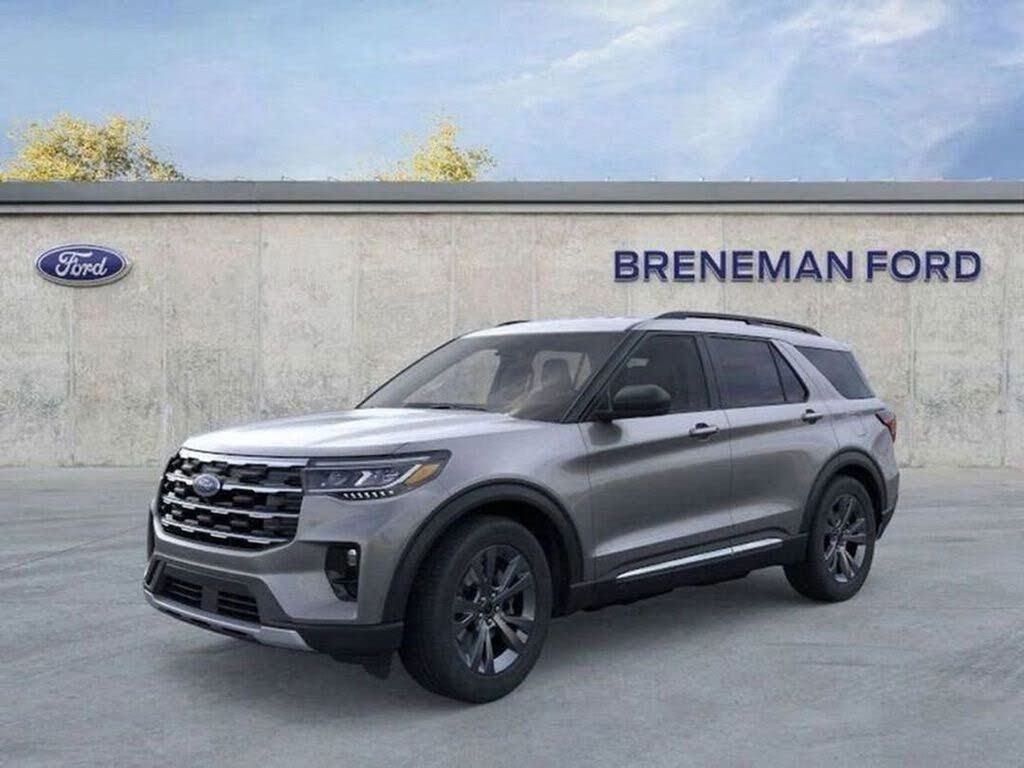 2025 Ford Explorer Active AWD