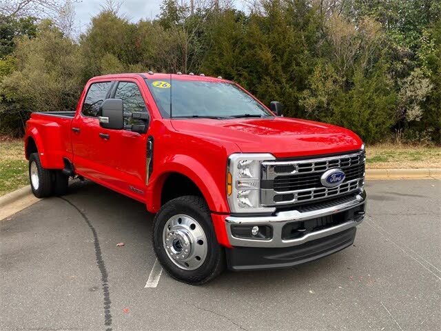 2026 Ford F-450 Super Duty XLT Crew Cab LB DRW 4WD
