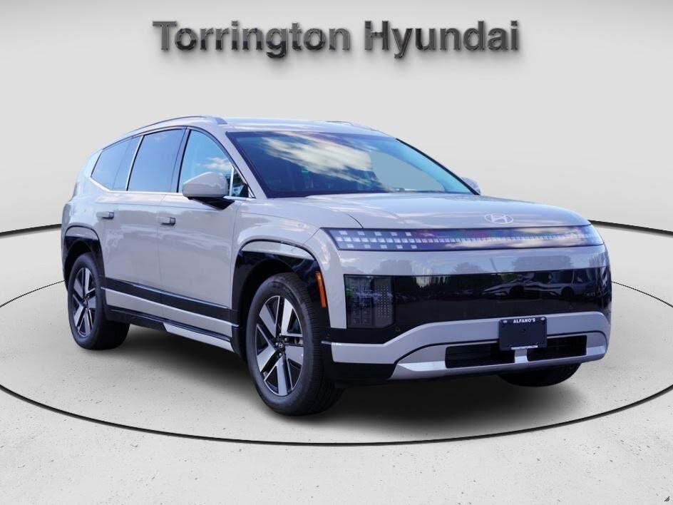 2026 Hyundai Ioniq 9 SEL AWD