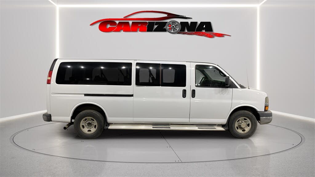 2012 Chevrolet Express Passenger 3500 1LT Extended RWD