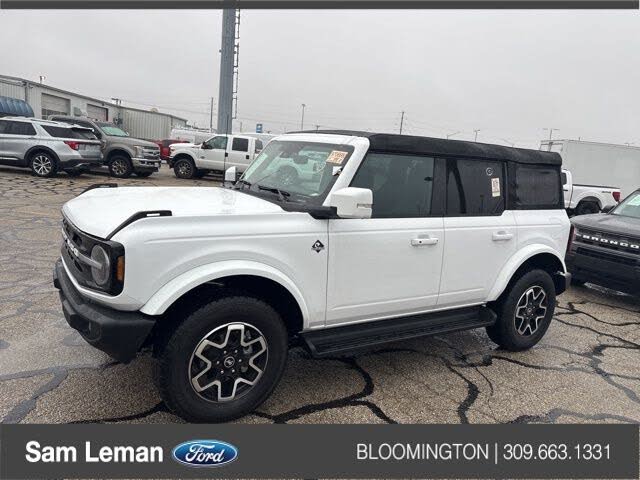 2025 Ford Bronco Outer Banks 4-Door 4WD