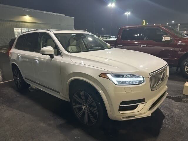 2023 Volvo XC90 B6 Ultimate Bright Theme 7-Passenger AWD
