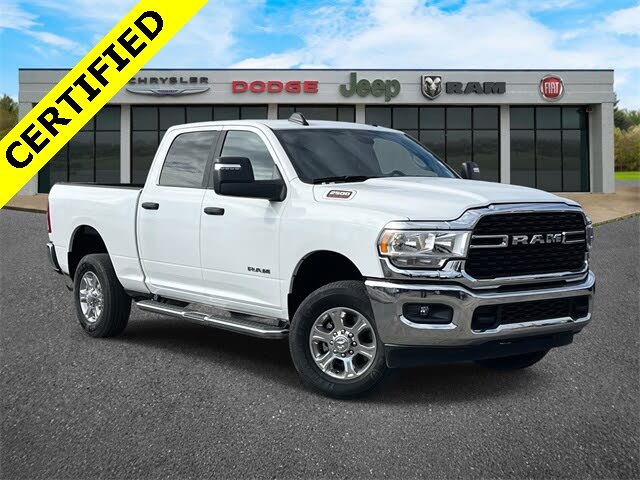 2024 RAM 2500 Big Horn Crew Cab 4WD