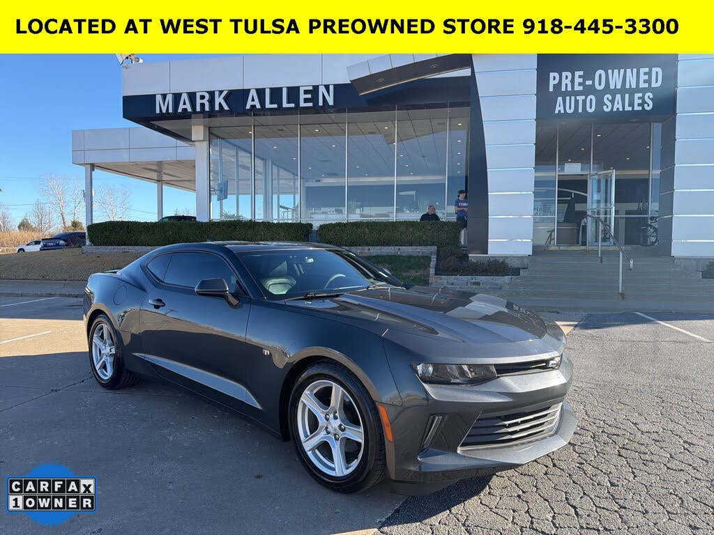 2017 Chevrolet Camaro 2LT Coupe RWD