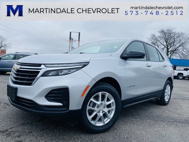 2022 Chevrolet Equinox LS AWD with 1FL