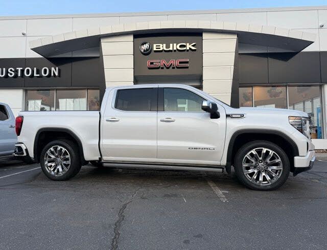 2023 GMC Sierra 1500 Denali Crew Cab 4WD