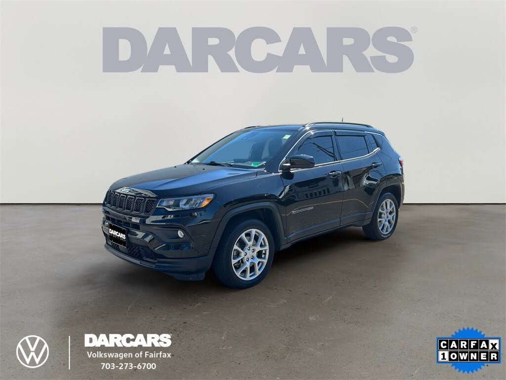 2023 Jeep Compass Latitude Lux 4WD