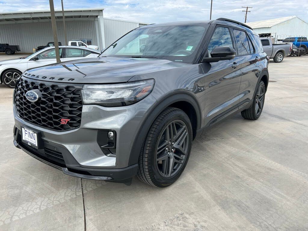 2025 Ford Explorer ST AWD