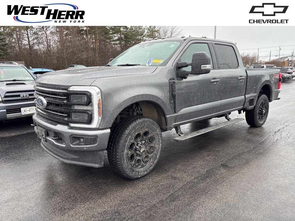 2025 Ford F-250 Super Duty Platinum Crew Cab 4WD
