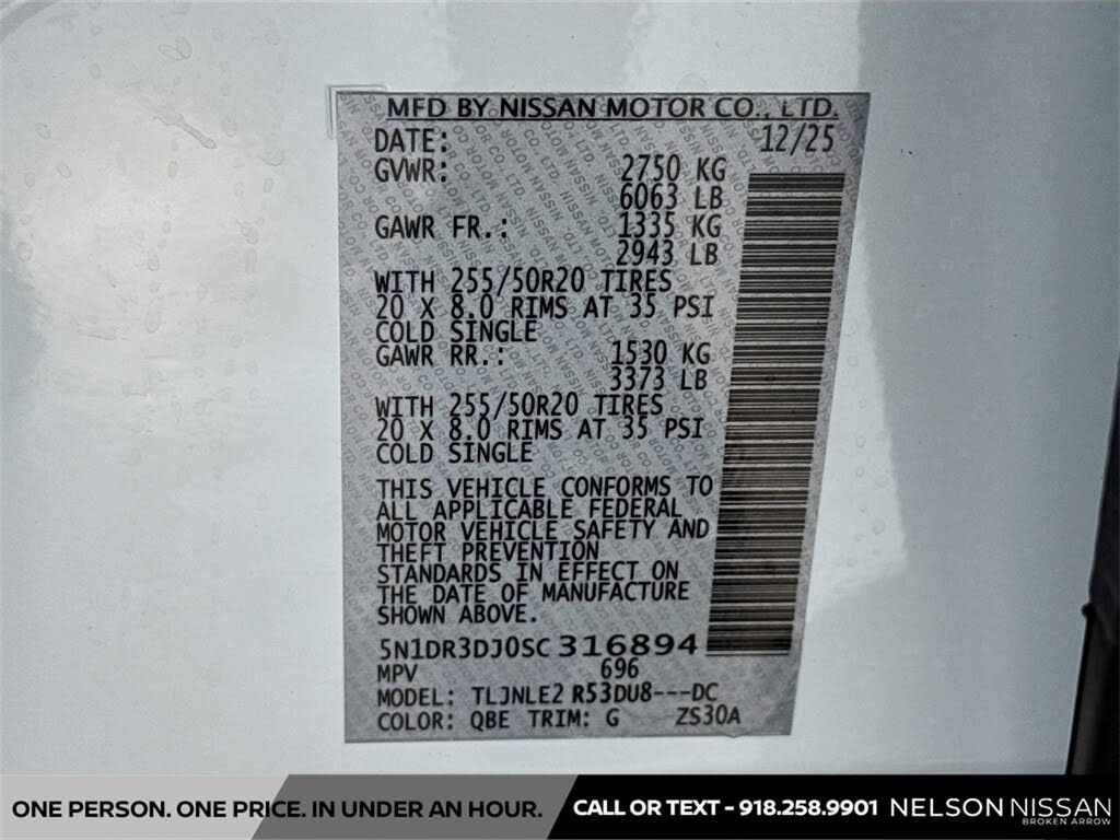 2025 Nissan Pathfinder Platinum 4WD