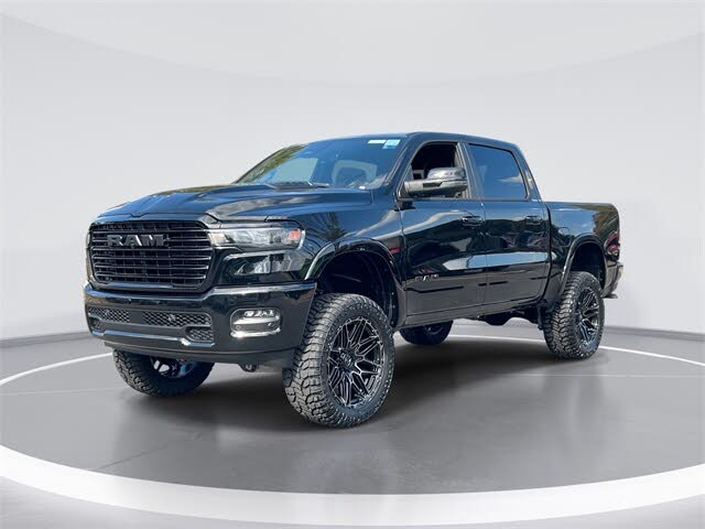 2026 RAM 1500 Laramie Crew Cab 4WD