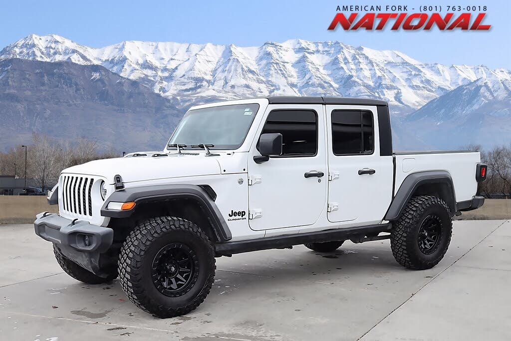 2020 Jeep Gladiator Sport Crew Cab 4WD