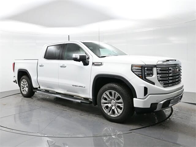 2022 GMC Sierra 1500 Denali Crew Cab 4WD