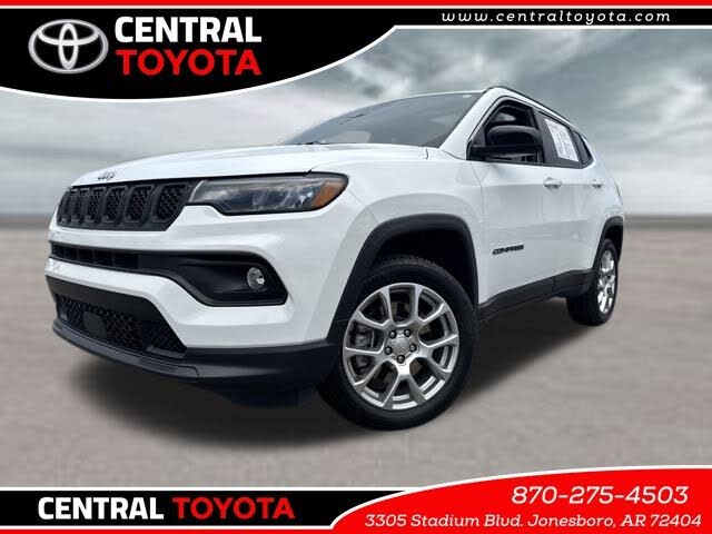 2023 Jeep Compass Latitude Lux 4WD