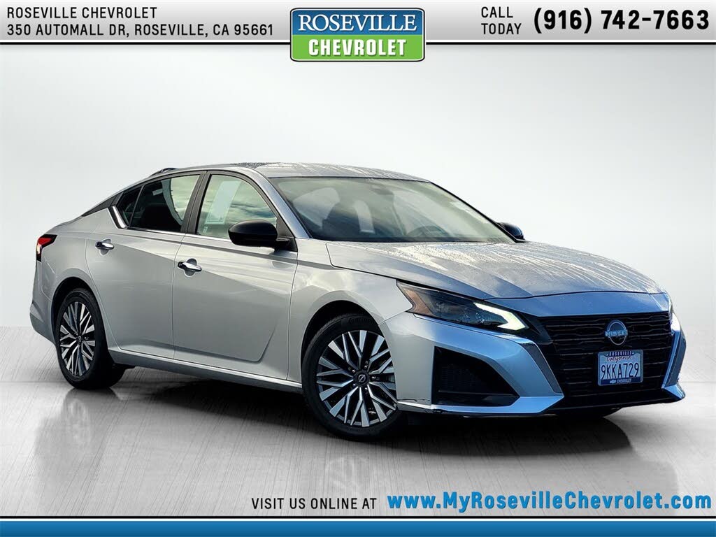 2024 Nissan Altima 2.5 SV FWD