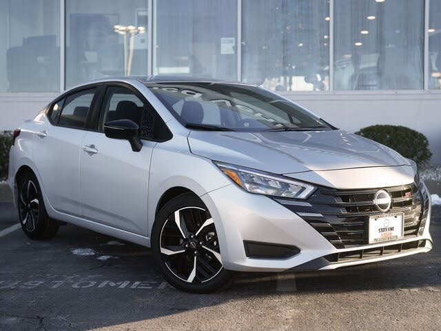 2025 Nissan Versa SR FWD