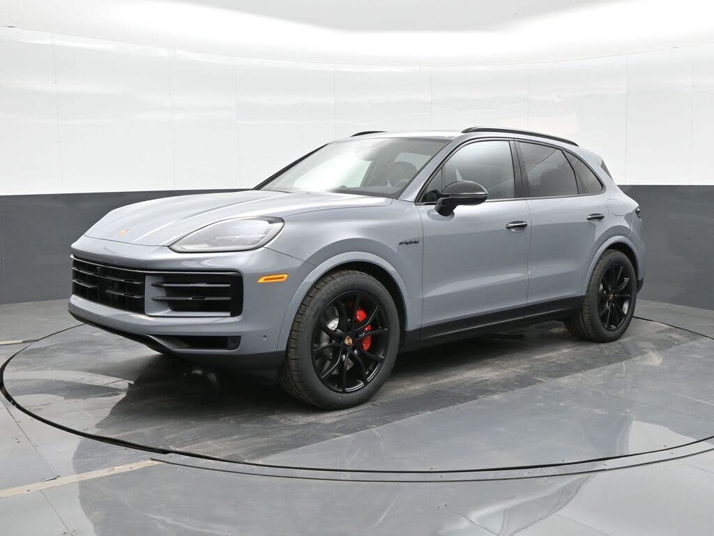 2026 Porsche Cayenne S AWD