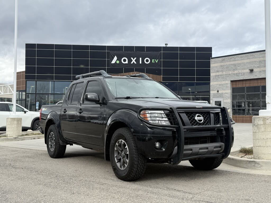 2018 Nissan Frontier PRO-4X Crew Cab 4WD