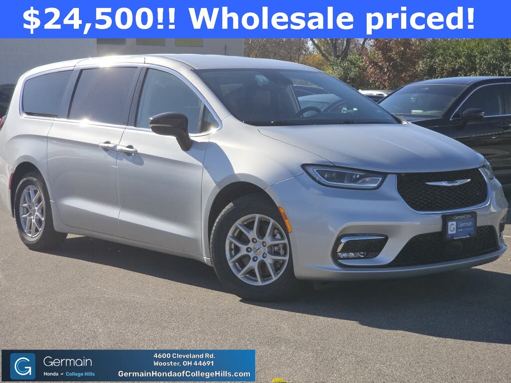 2024 Chrysler Pacifica Touring L FWD