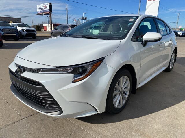 2026 Toyota Corolla LE FWD