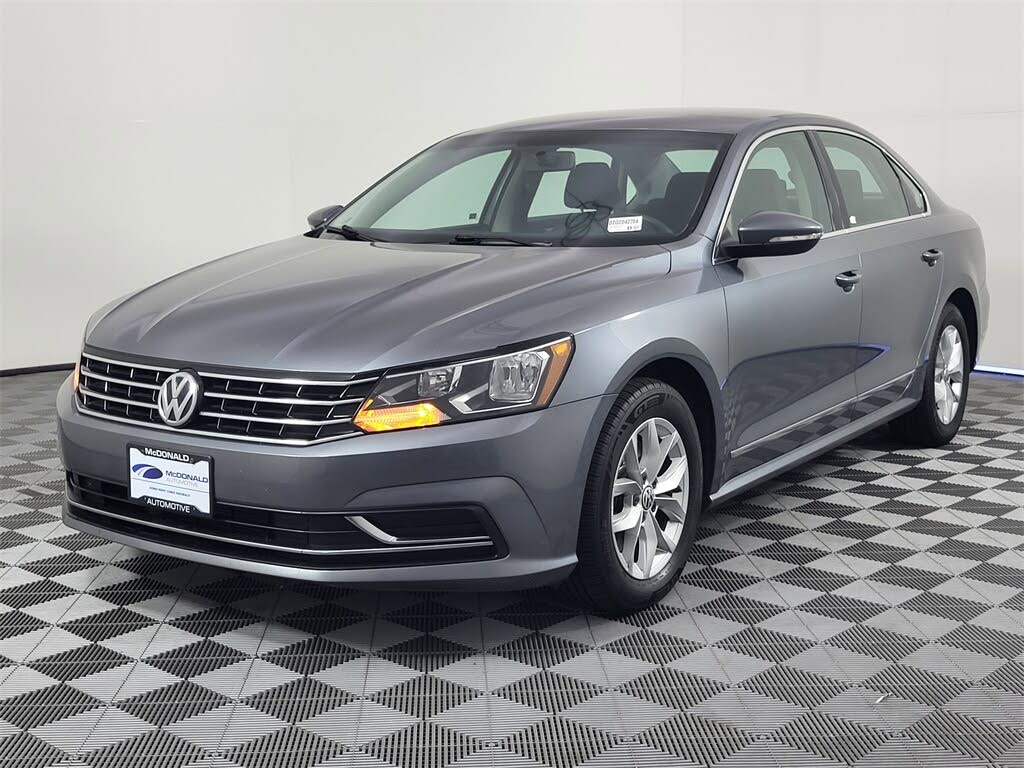 2016 Volkswagen Passat 1.8T S