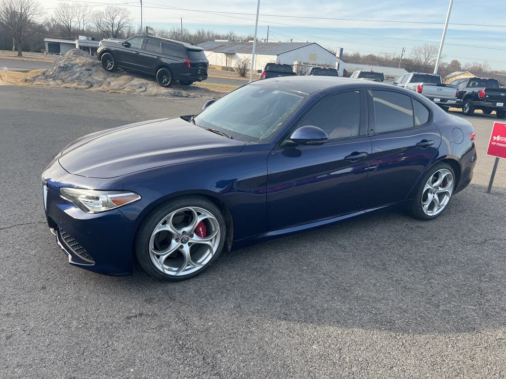 2019 Alfa Romeo Giulia Ti Sport RWD
