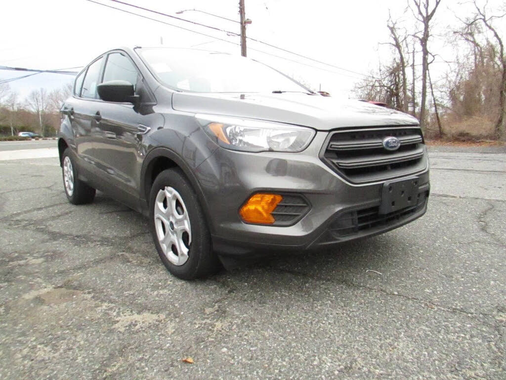 2019 Ford Escape S FWD