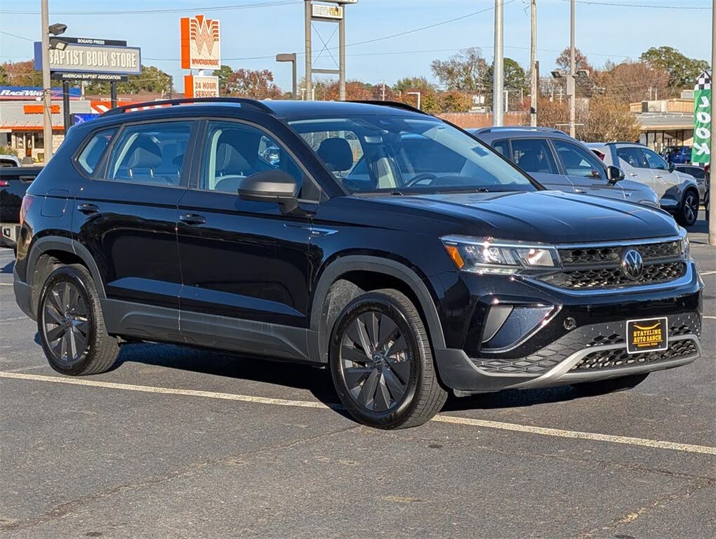 2024 Volkswagen Taos S FWD