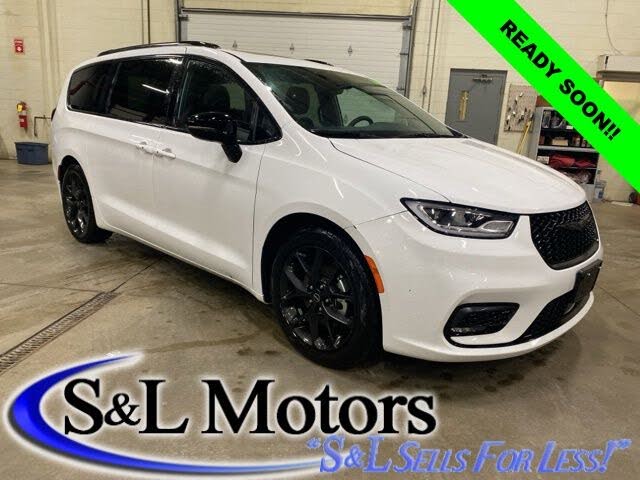 2025 Chrysler Pacifica Limited FWD