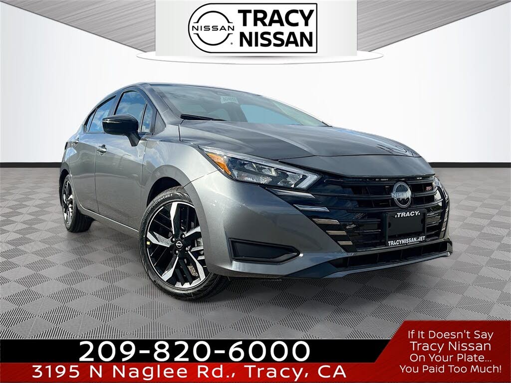 2025 Nissan Versa SR FWD
