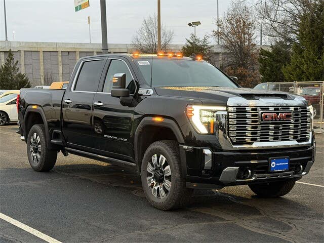 2026 GMC Sierra 2500HD Denali Crew Cab 4WD