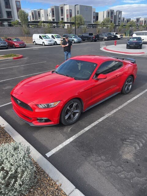 2015 Ford Mustang V6 Coupe RWD