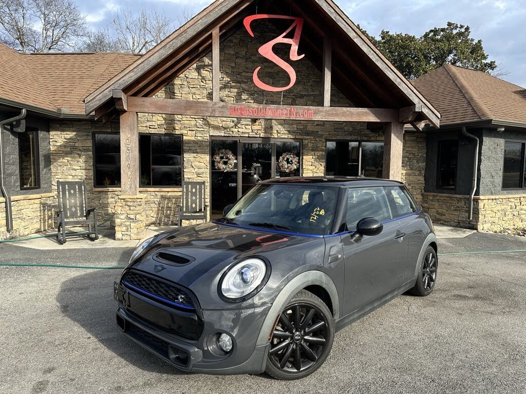 2015 MINI Cooper S 2-Door Hatchback FWD