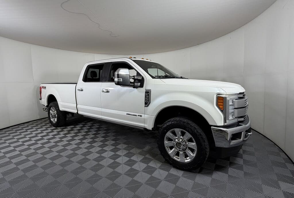 2017 Ford F-350 Super Duty Platinum Crew Cab 4WD