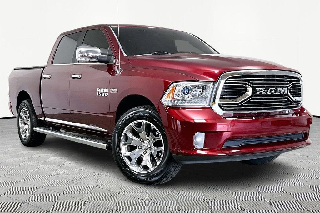 2017 RAM 1500 Laramie Limited Crew Cab 4WD