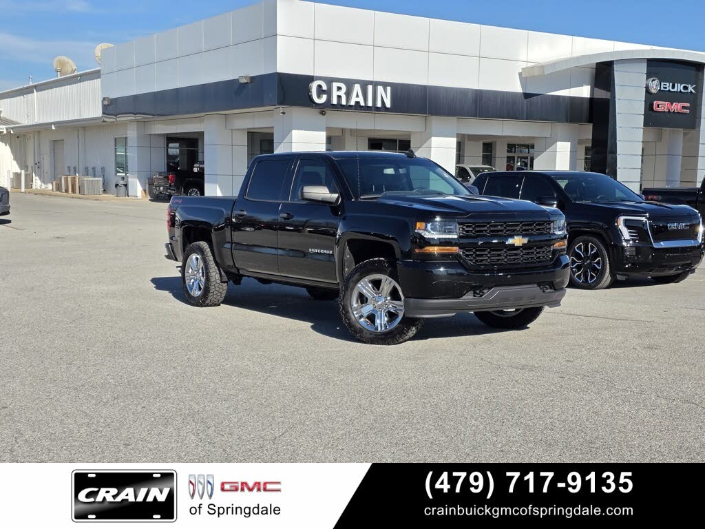 2018 Chevrolet Silverado 1500 Custom Crew Cab 4WD