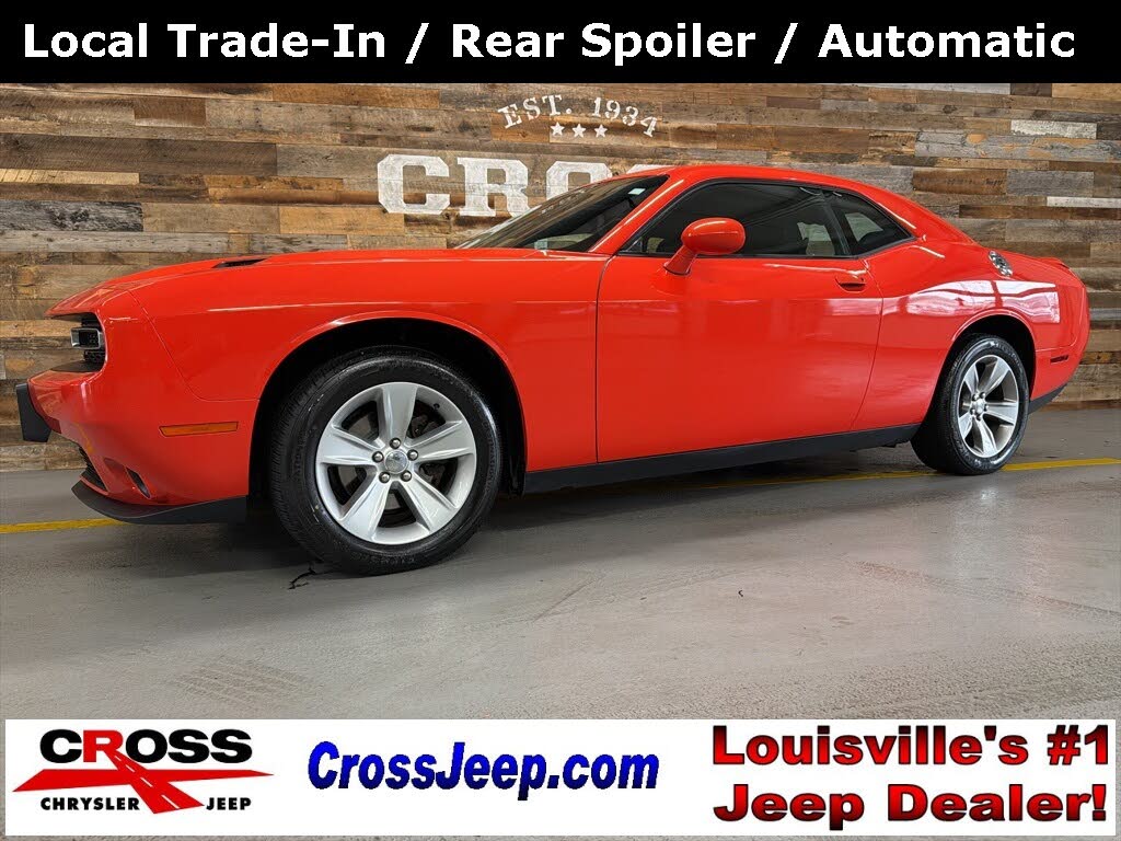 2019 Dodge Challenger SXT RWD