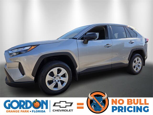 2024 Toyota RAV4 LE FWD