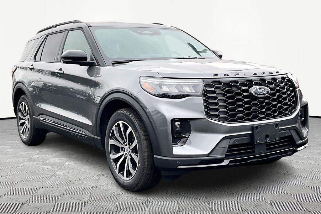 2026 Ford Explorer ST-Line RWD