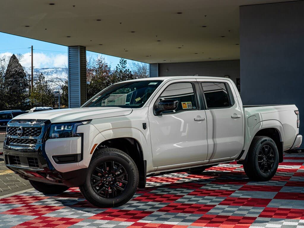 2026 Nissan Frontier SV Crew Cab 4WD