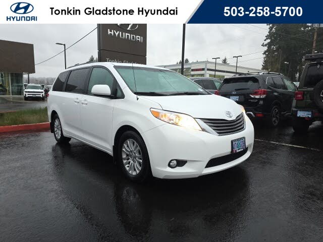 2013 Toyota Sienna XLE 7-Passenger