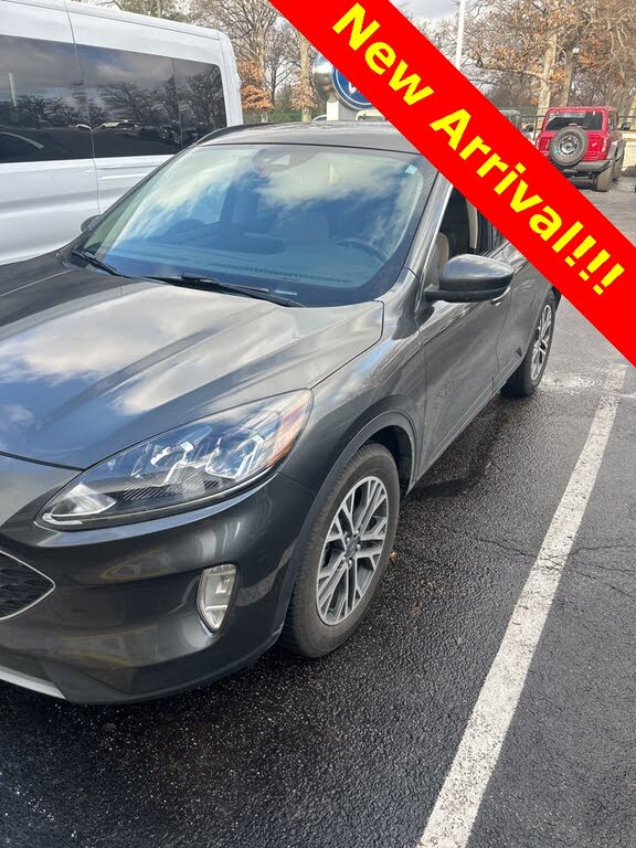 2020 Ford Escape SEL FWD